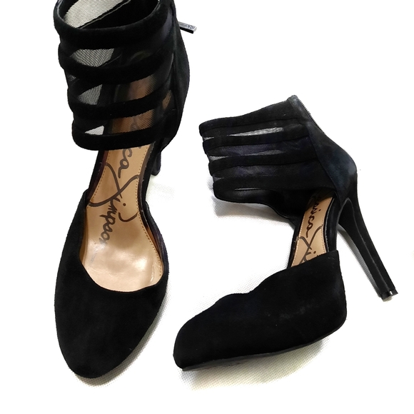 Black Heels - Picture 2 of 2